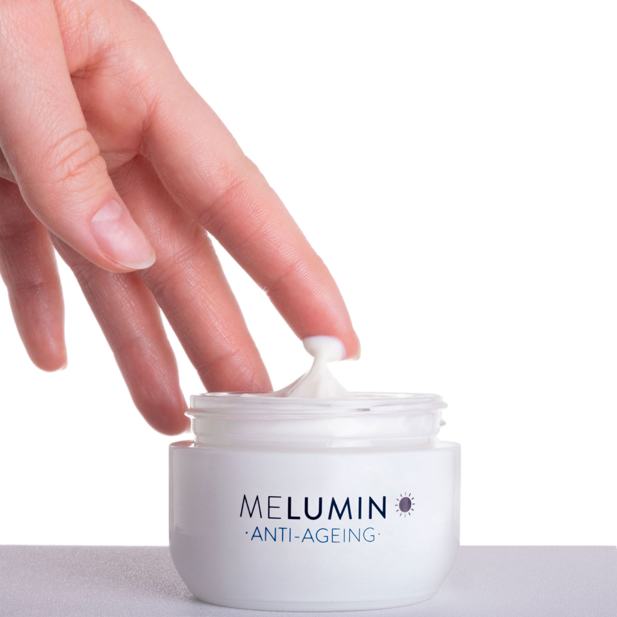 Melumin Brightening Protective Day Cream 2